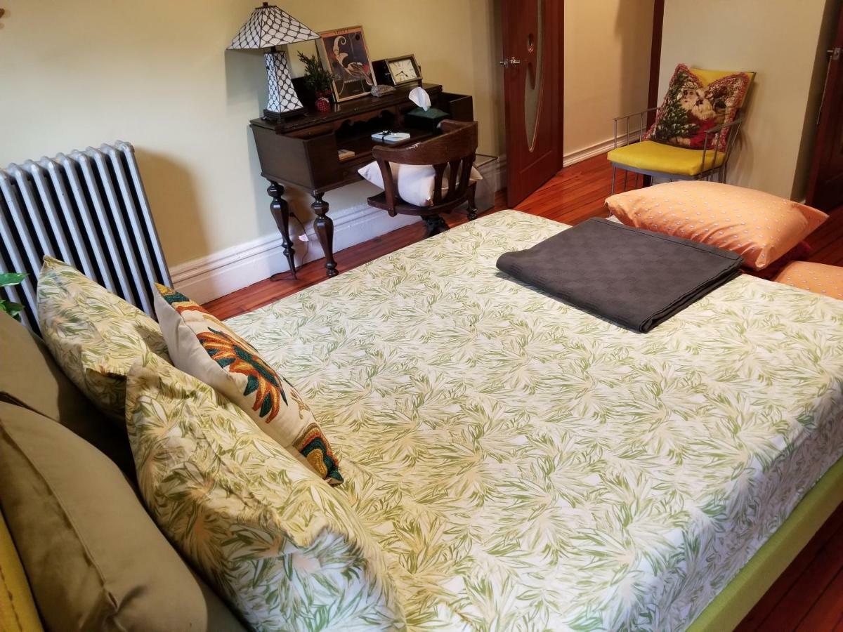Spacious Fully Furnished Harlem Apartment Near Morningside Park Нью-Йорк Экстерьер фото